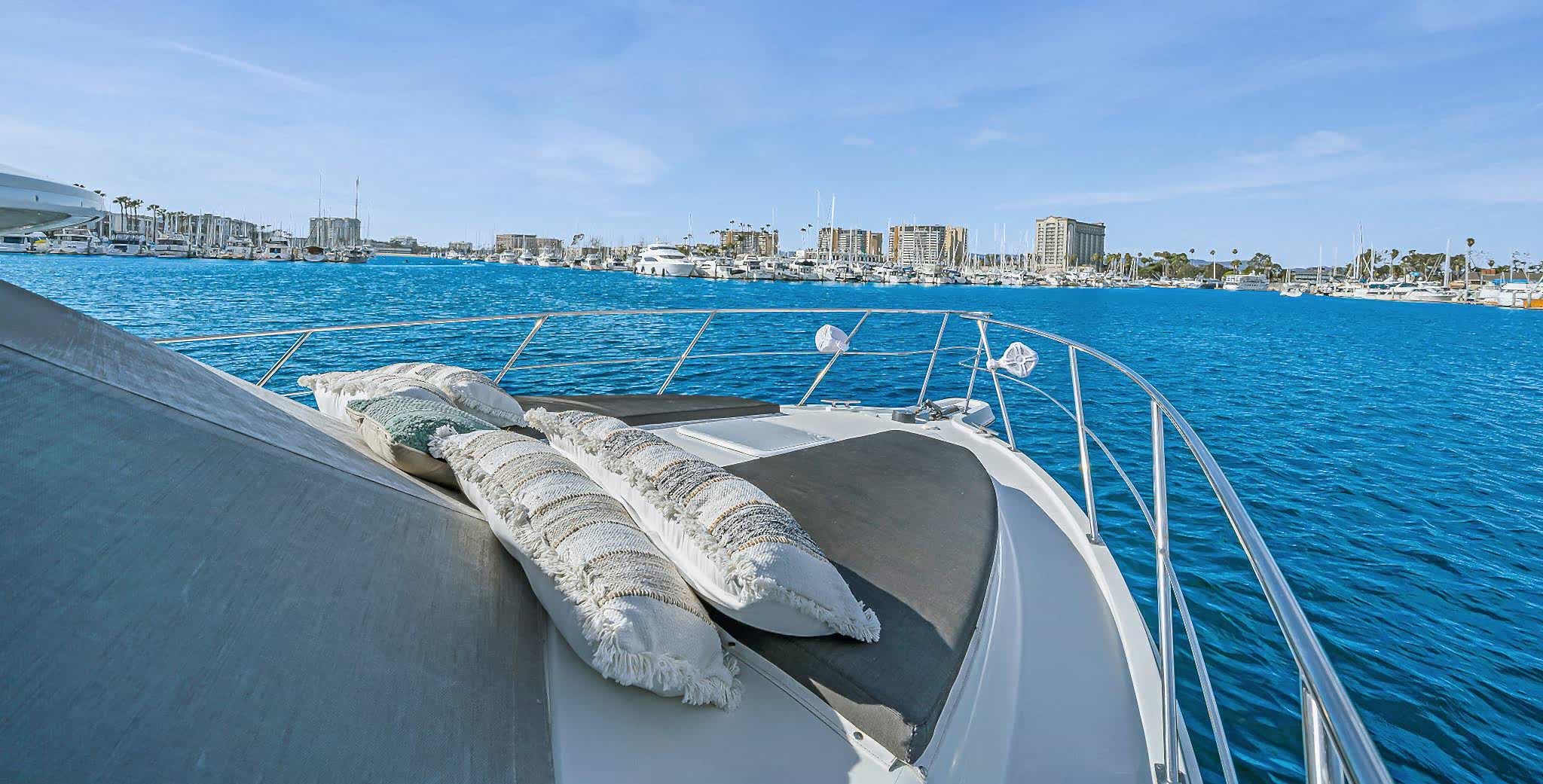 Calico Yacht Charter